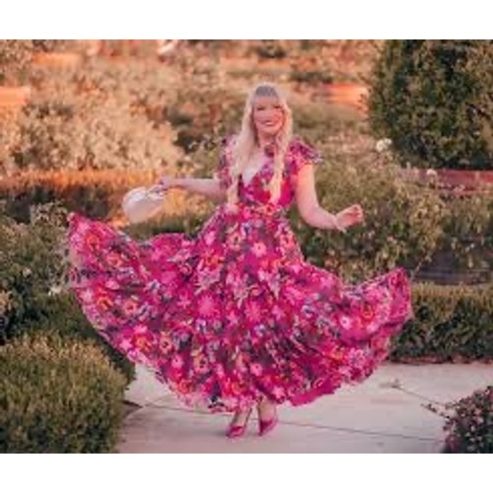 JessaKae Pink Floral Embroidered Mesh Maxi Dress V-Neck Flutter Sleeve Large NWT